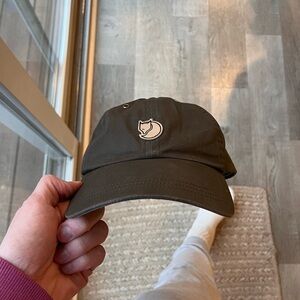 Fjällräven Dark Brown Cap
